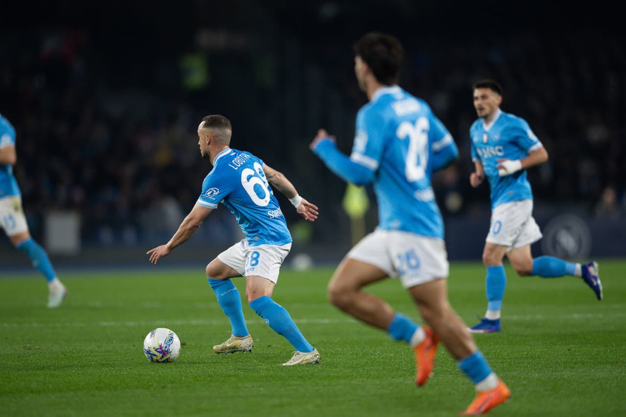 Italian Serie A Football - Napoli FC Match Ticket at Stadio Diego Armando Maradona - მთავარი სურათი
