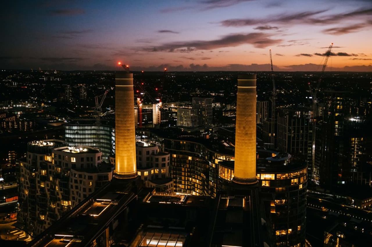 Lift 109 at Battersea Power Station - სურათი 5