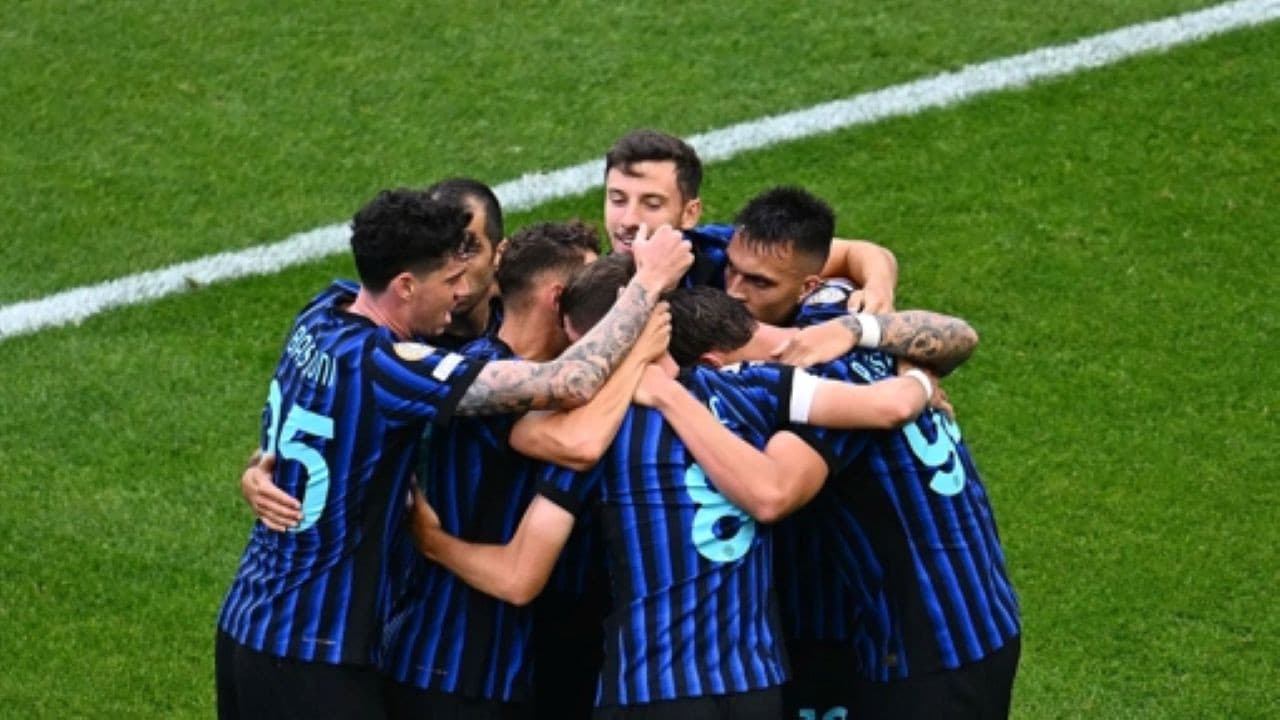 Italian Serie A Football - Inter Milan FC Match Ticket at Giuseppe Meazza (San Siro) Stadium - მთავარი სურათი