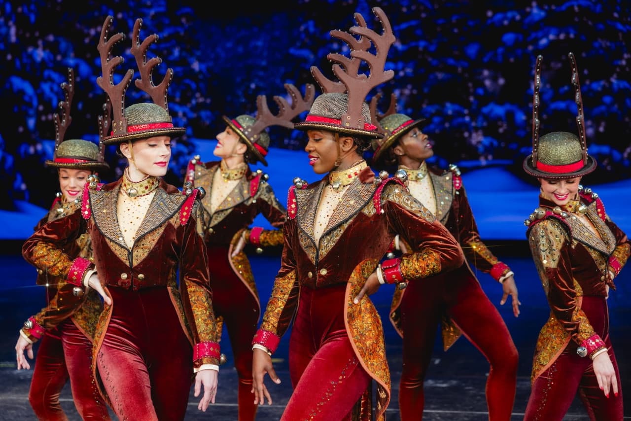 Radio City Music Hall Christmas Spectacular Show Starring the Rockettes Tickets - სურათი 7