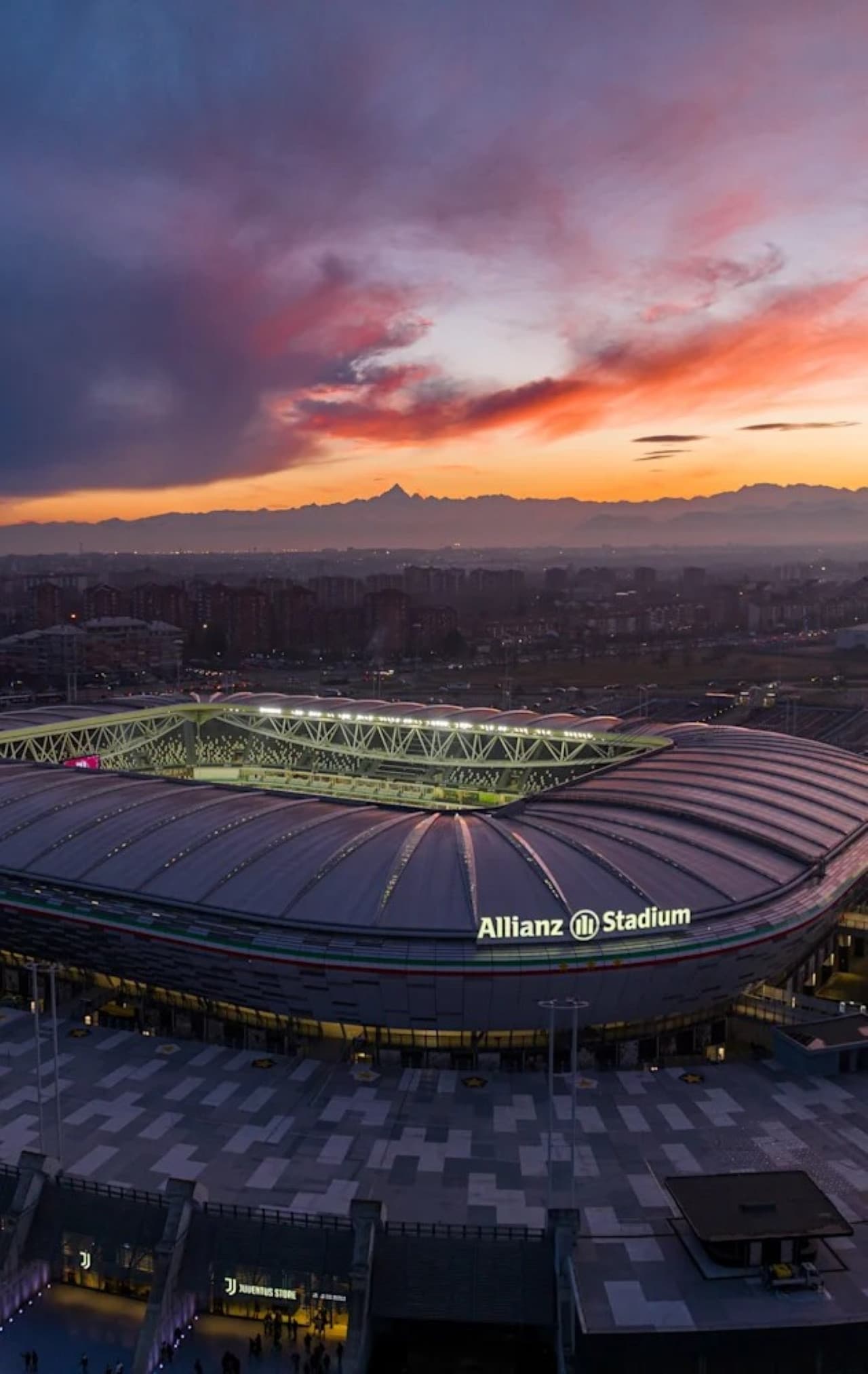 Italian Serie A Football  - Juventus FC Match Ticket at Allianz Stadium - მთავარი სურათი