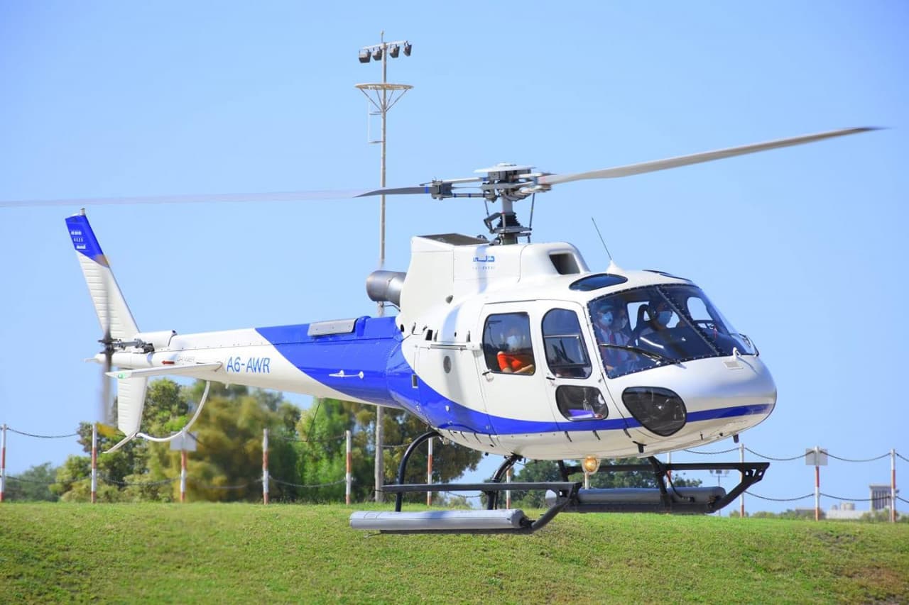 Dubai Helicopter Tour by HeliDubai - სურათი 9