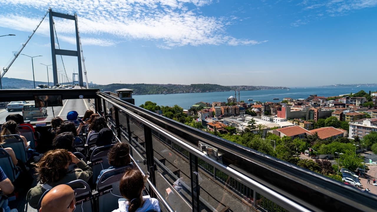 Istanbul Hop-On Hop-Off Bus Tour - სურათი 8