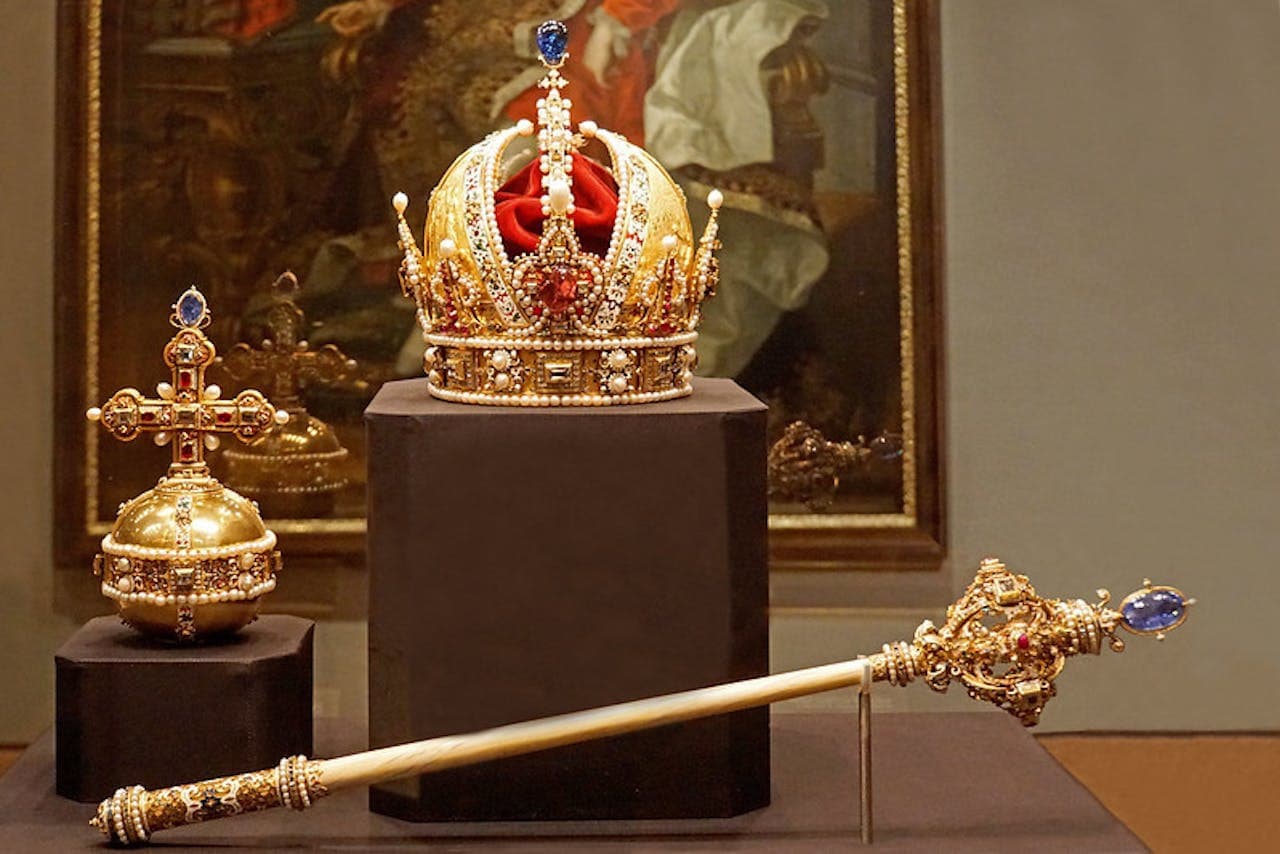 Imperial Treasury at the Hofburg Palace - მთავარი სურათი