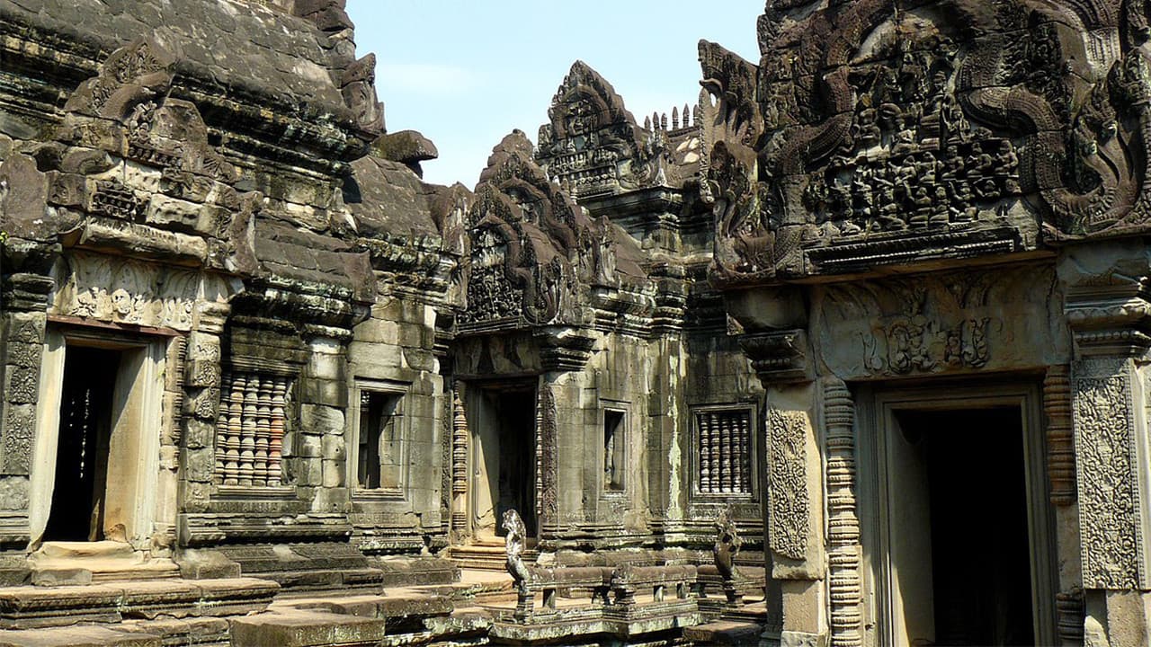 Beng Mealea, Banteay Srei, Banteay Samre, and Phnom Bakheng Tour - სურათი 3