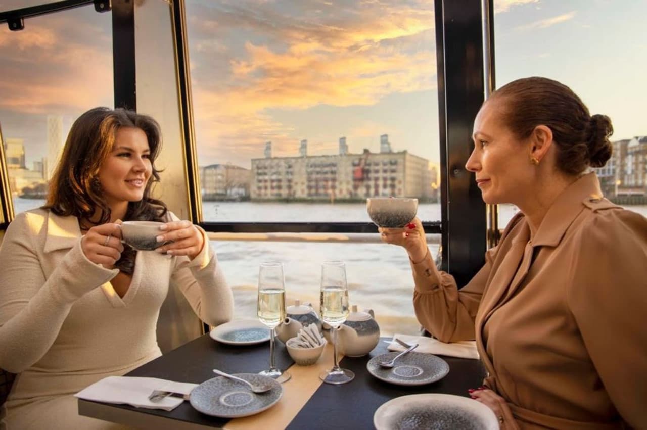 Afternoon Tea Cruise on the River Thames - სურათი 5