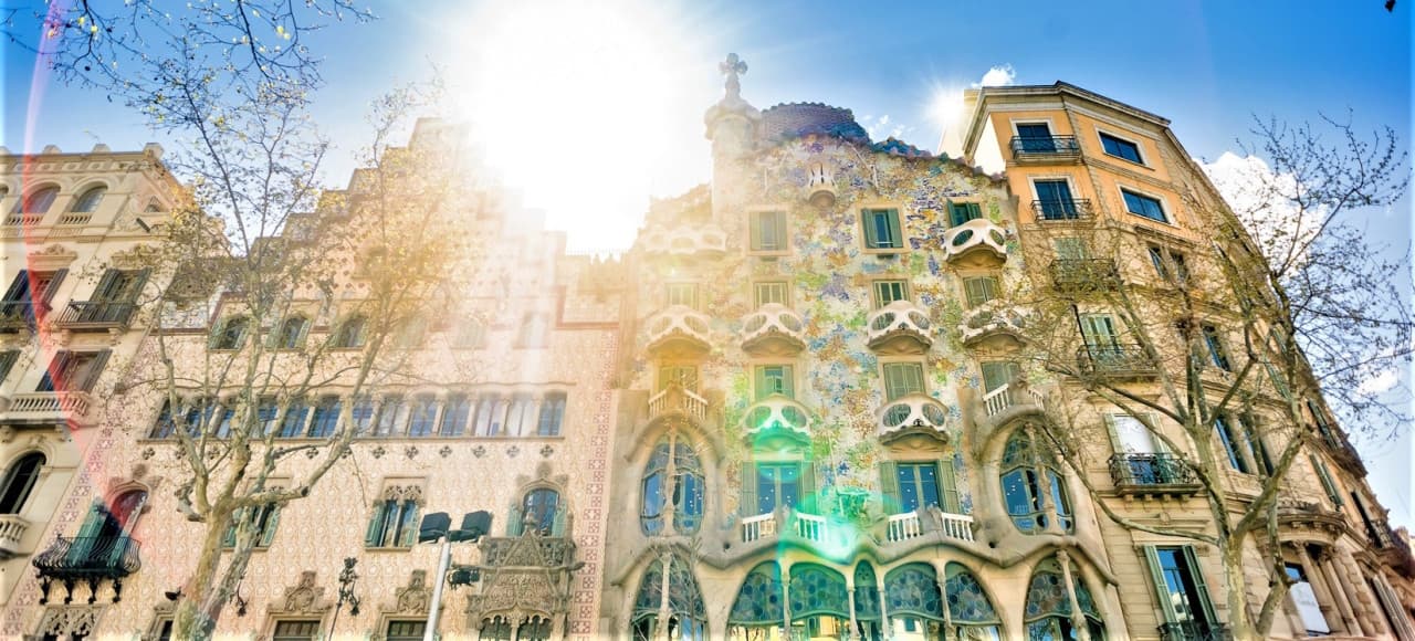 Barcelona Walking Tour with High-Speed Train Transfer from Madrid - სურათი 5