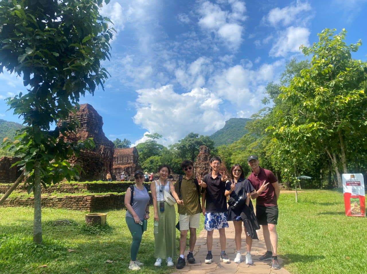 My Son Sanctuary Tour from Da Nang with Thu Bon River Cruise - სურათი 4