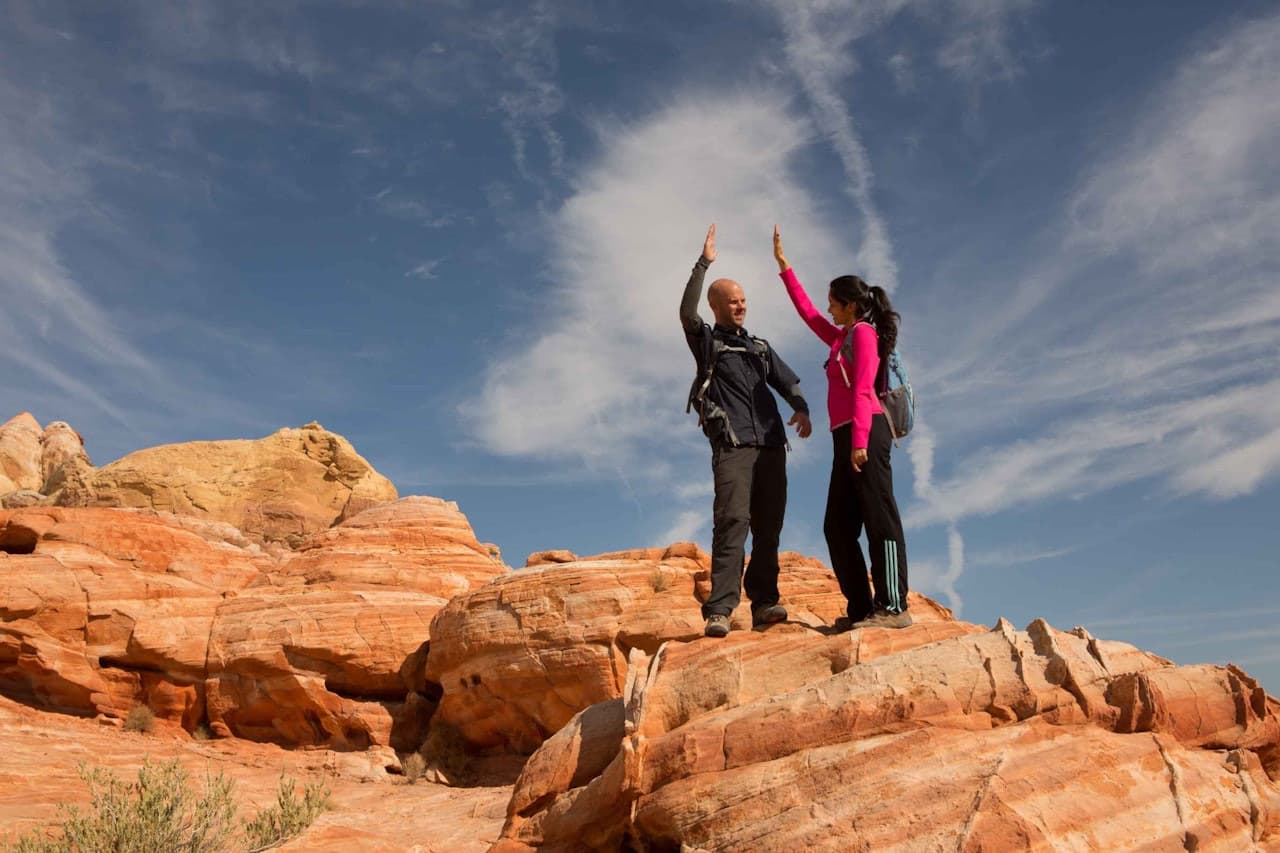 Hiking in the Valley of Fire - სურათი 8