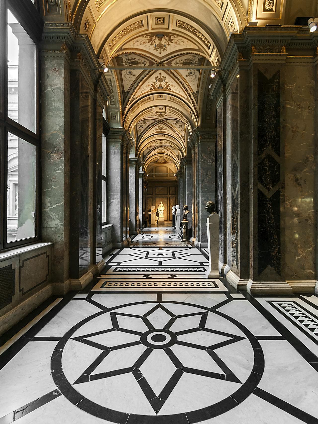Kunsthistorisches Museum (Art History Museum) - სურათი 6