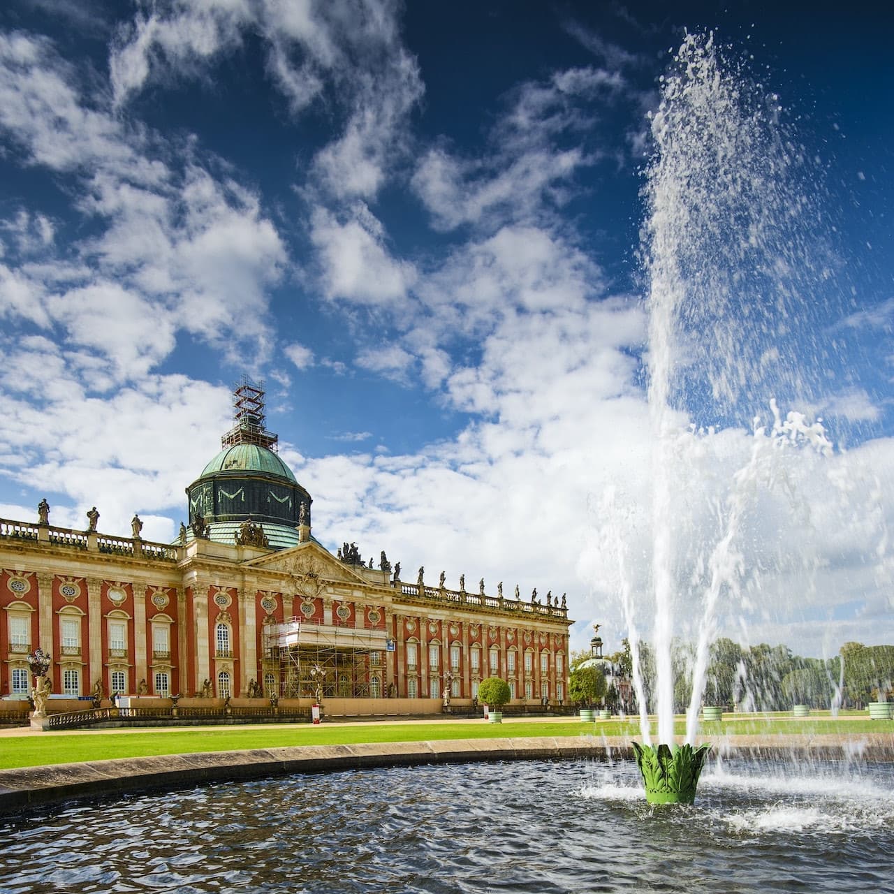 Potsdam & Sanssouci Palace - სურათი 2