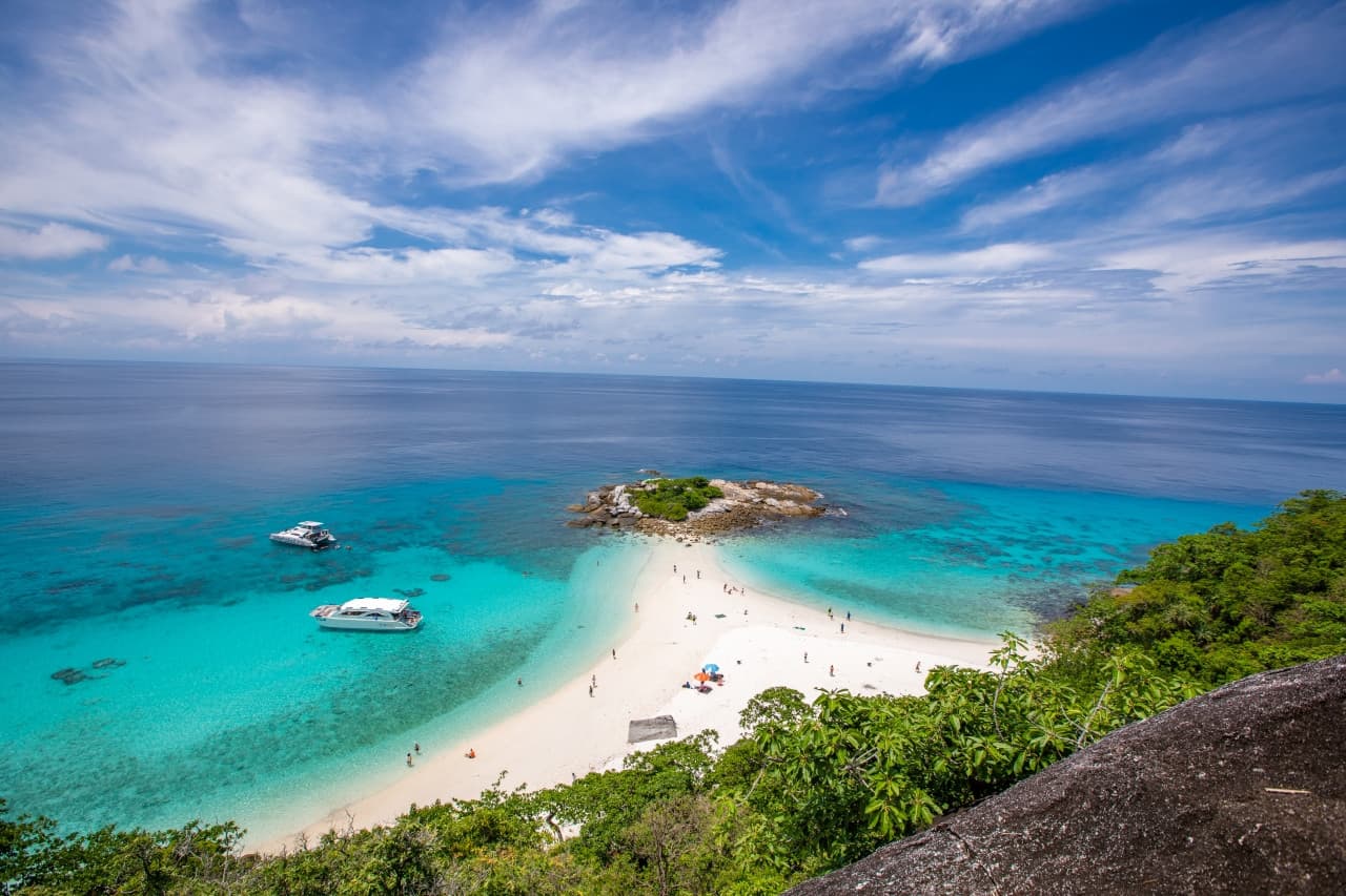 Raya Noi, Raya Yai, and Maiton Island Snorkelling Tour from Phuket - სურათი 2