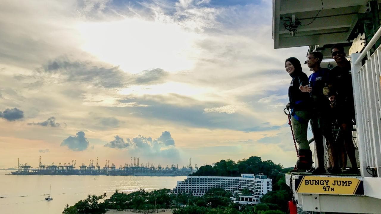 Skypark Sentosa by AJ Hackett Ticket: Bungy Jump and Giant Swing - სურათი 13