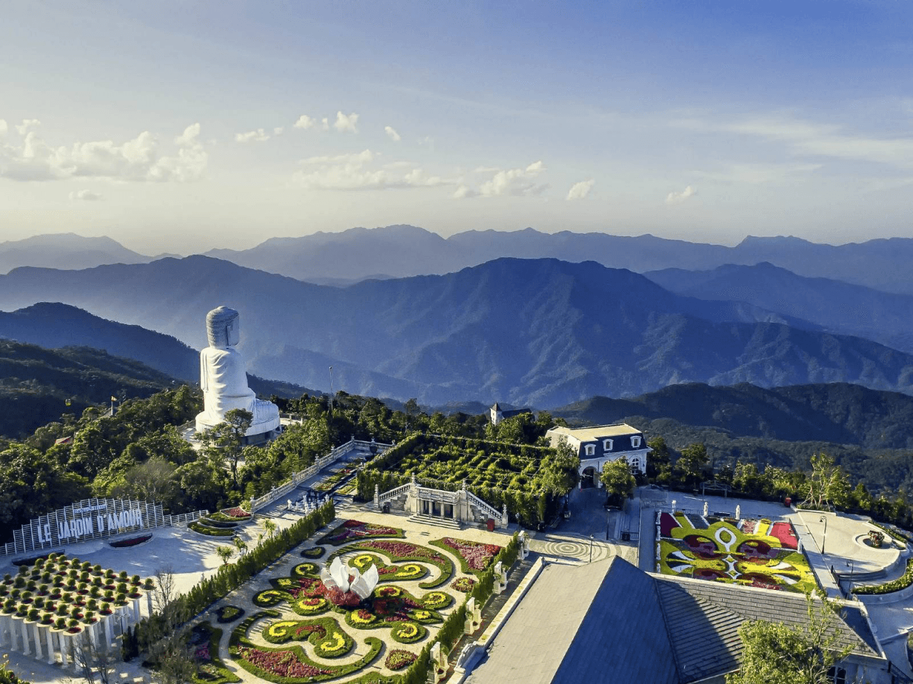Ba Na Hills and Golden Bridge Full-Day Private Tour from Da Nang with Korean-speaking Guide - სურათი 4