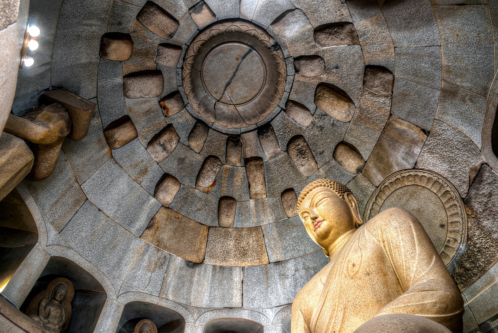 Gyeongju Silla Heritage Full-Day Tour with Seokguram Grotto from Busan - სურათი 3