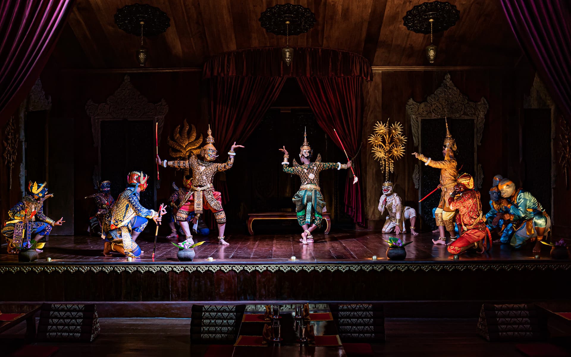 Apsara Theatre Show with Dinner - მთავარი სურათი