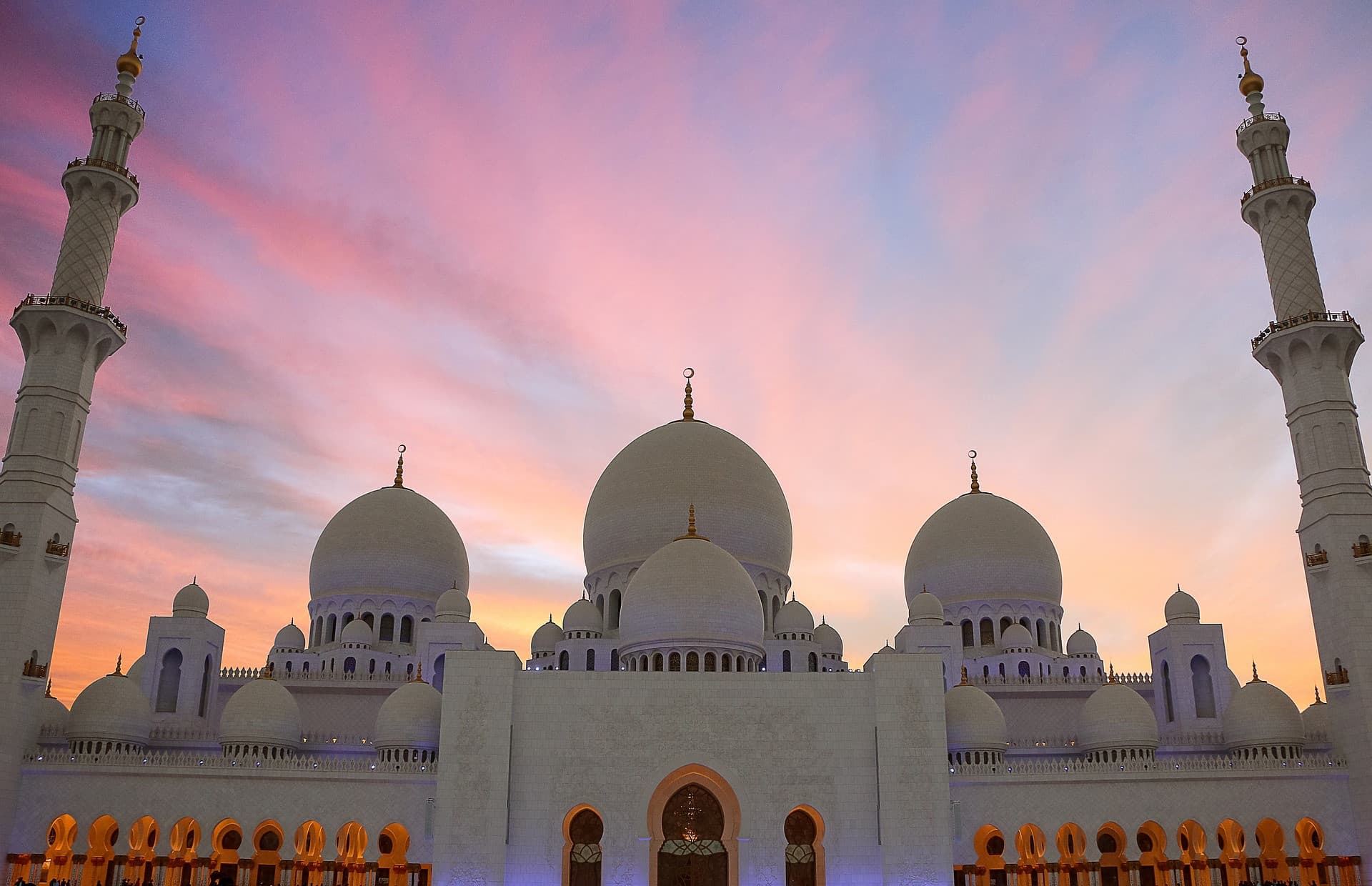 Sheikh Zayed Grand Mosque and Louvre Abu Dhabi Tour with Lunch from Dubai - მთავარი სურათი