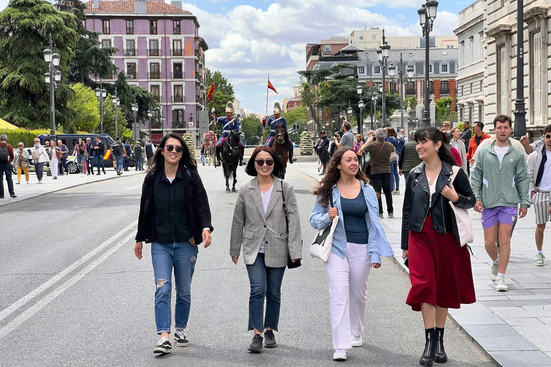 Madrid: 1.5-Hour Evening Walking Tour - სურათი 4