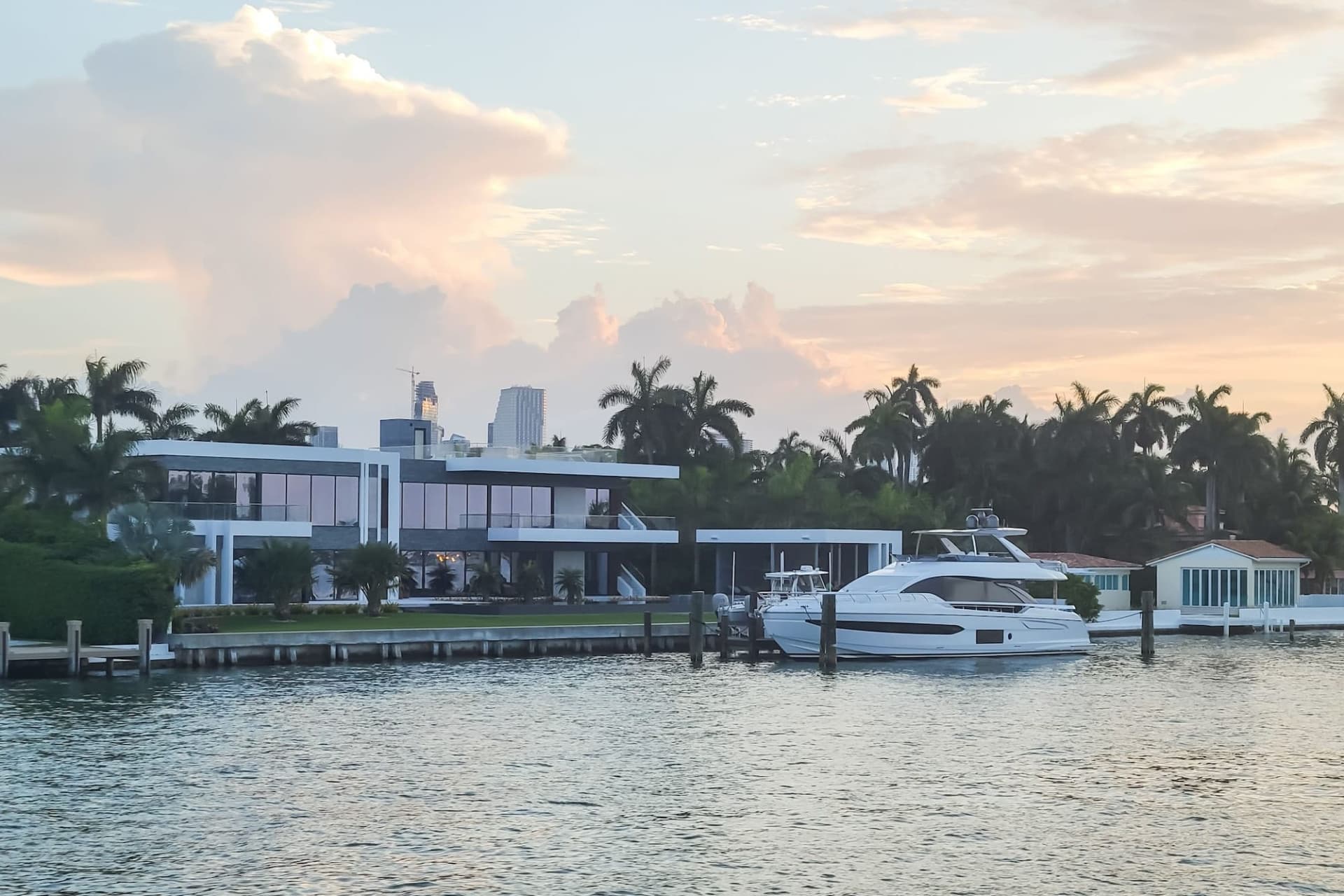 Miami Sunset Cruise of Biscayne Bay and Millionaires' Homes - სურათი 16