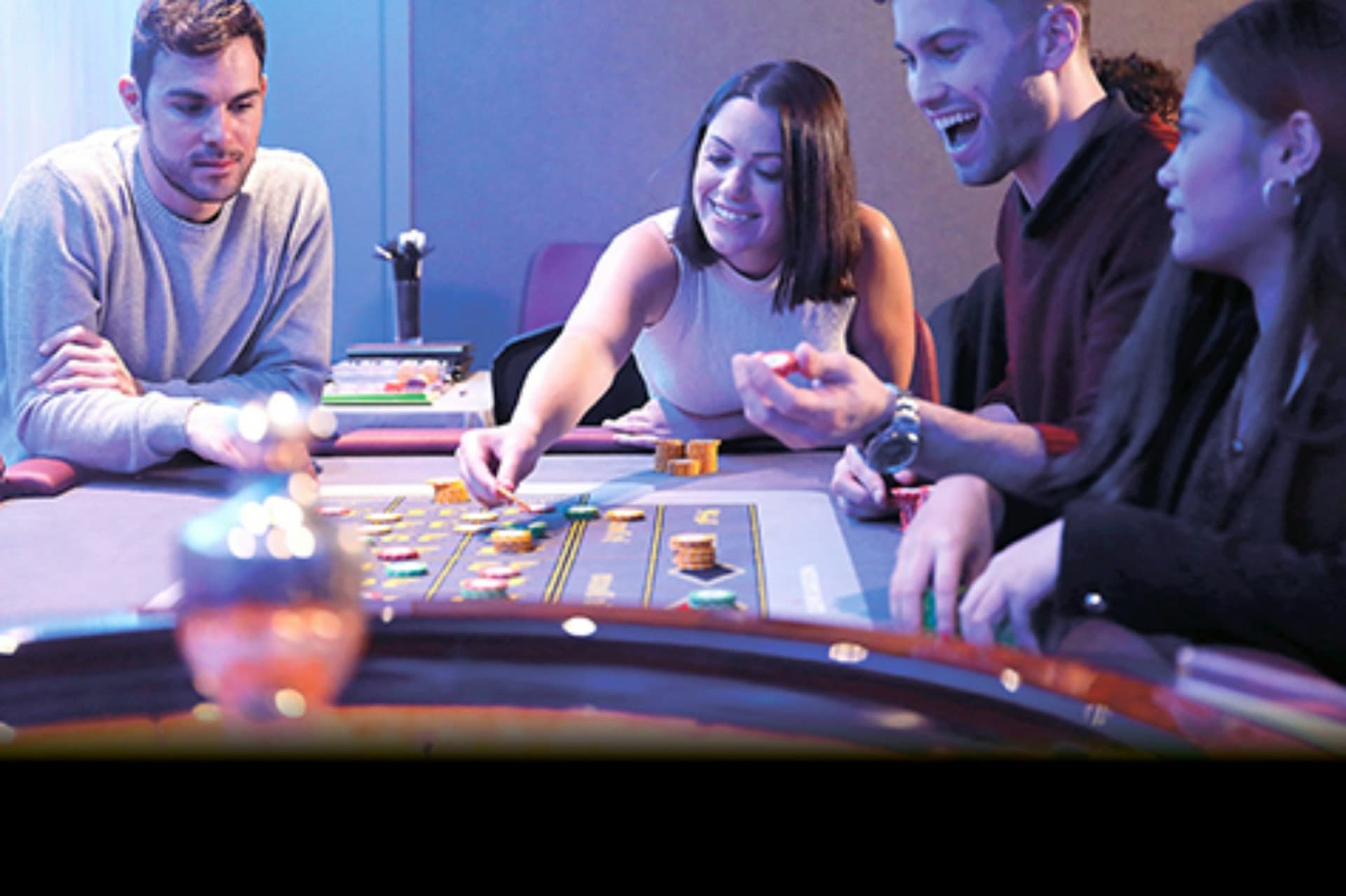 Casino Barcelona Ticket + 1 Mojito - სურათი 2
