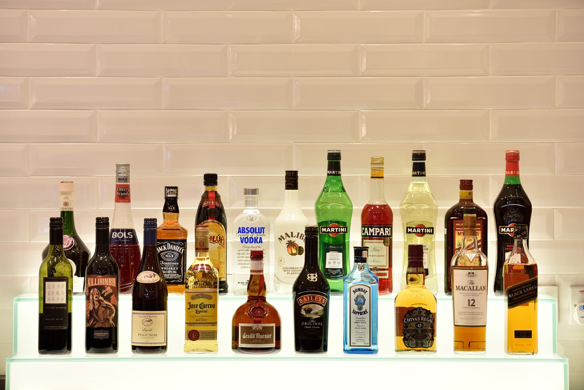 Plaza Premium Lounge - Singapore Changi Airport Terminal 1 - სურათი 9
