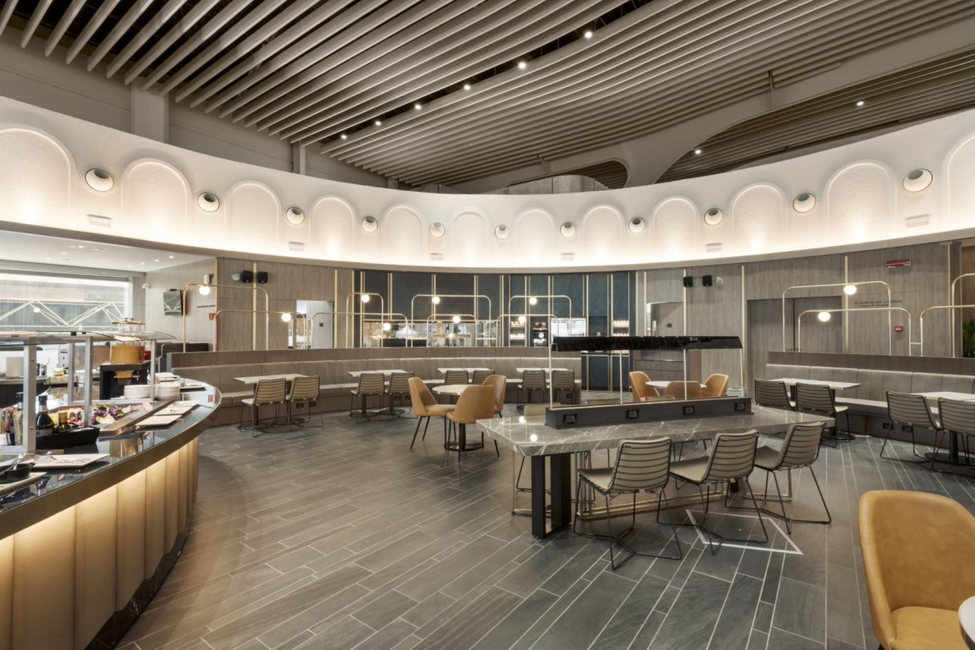 Plaza Premium Lounge - Leonardo da Vinci-Fiumicino Airport Terminal 3 - სურათი 2