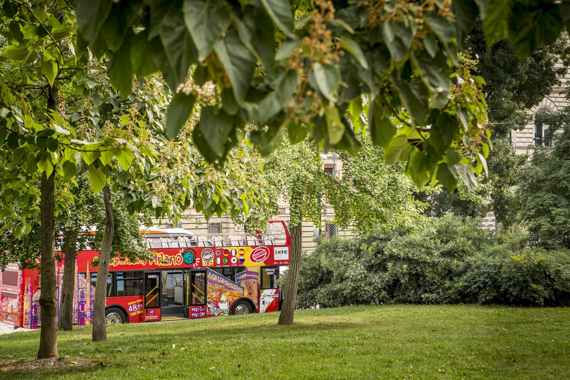 City Sightseeing Milan Hop-on Hop-off Bus Tour - სურათი 4