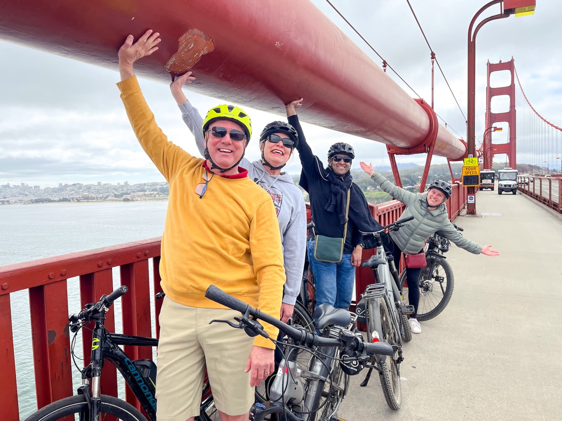 San Francisco Bike Rental at Fisherman's Wharf - სურათი 6