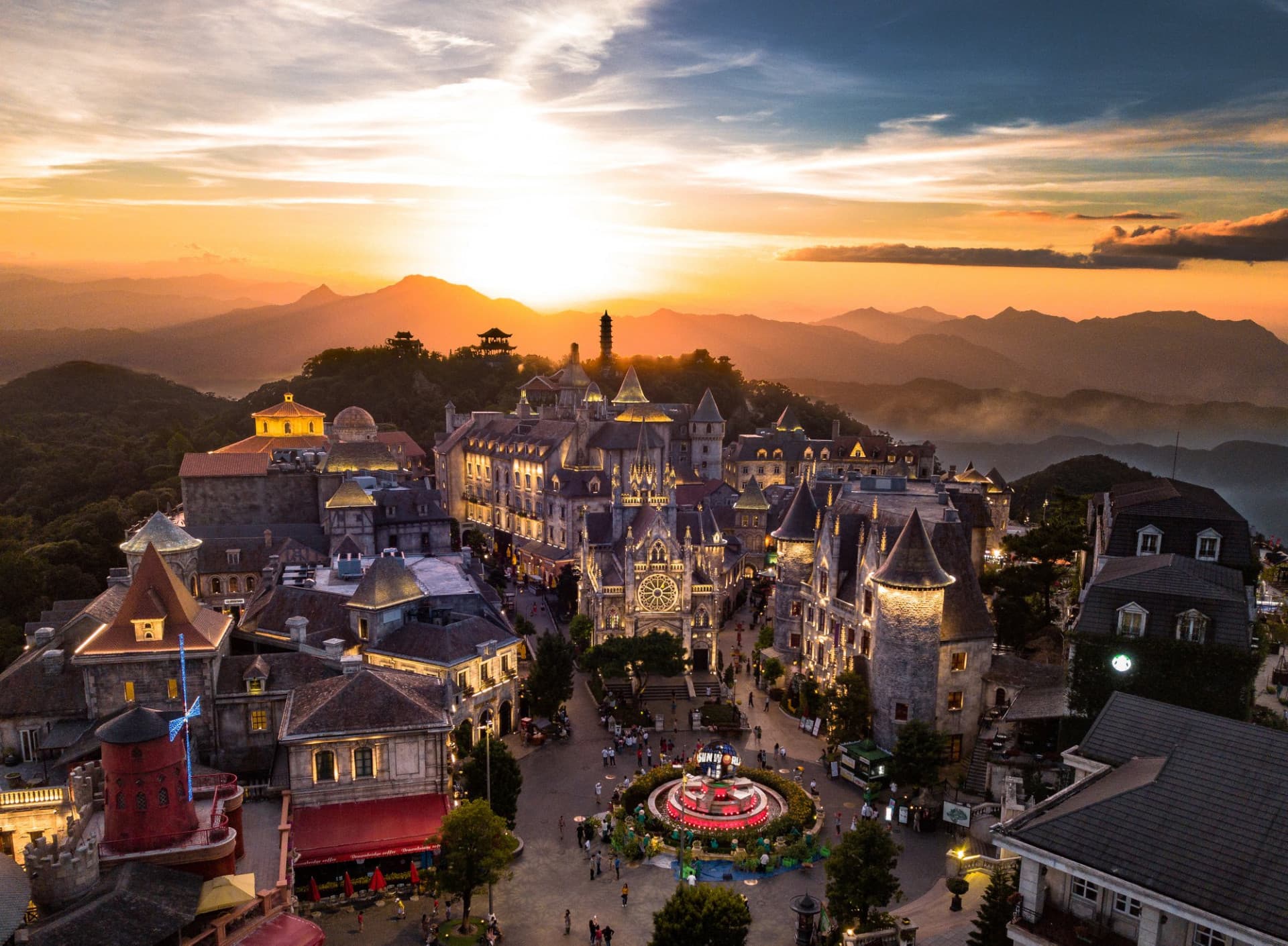 Sun World Ba Na Hills Ticket - სურათი 8