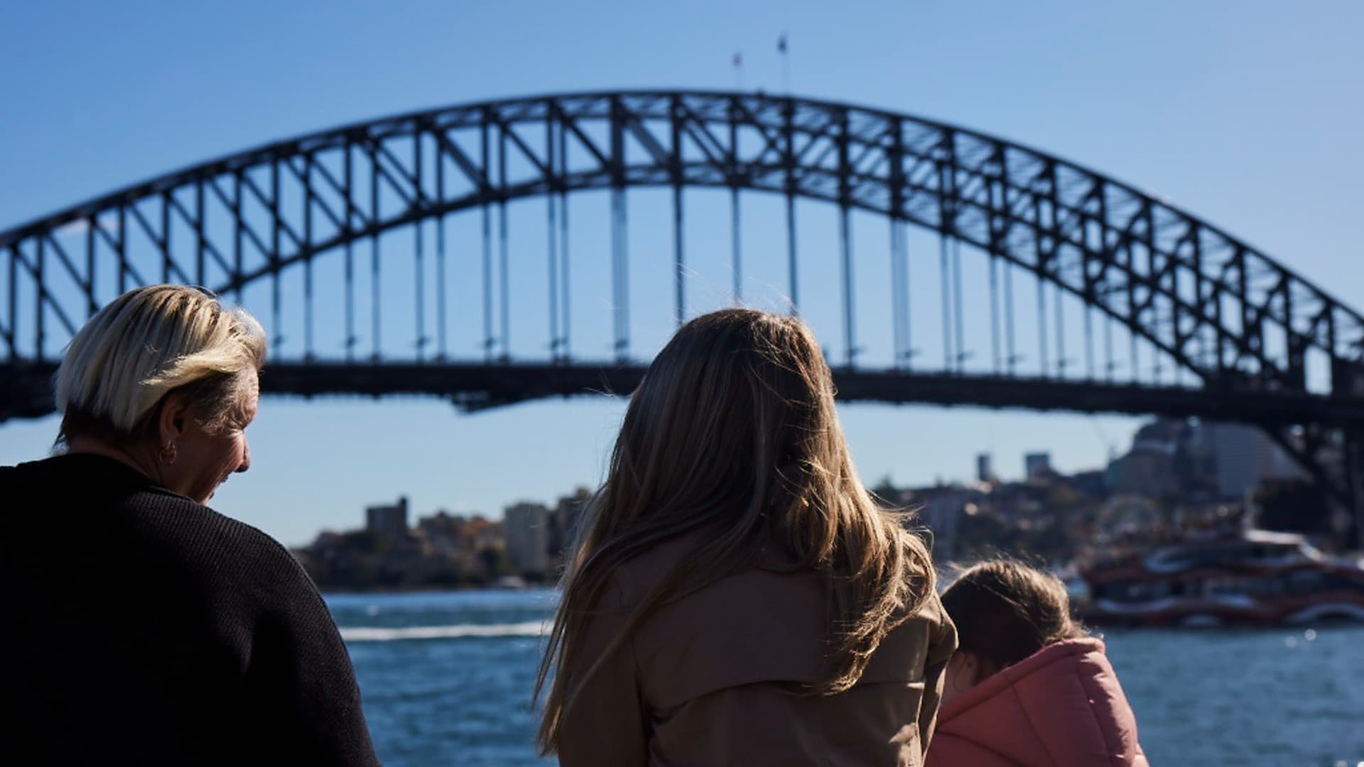 Sydney Harbour Sightseeing Cruise aboard Sydney Princess Cruises - სურათი 5