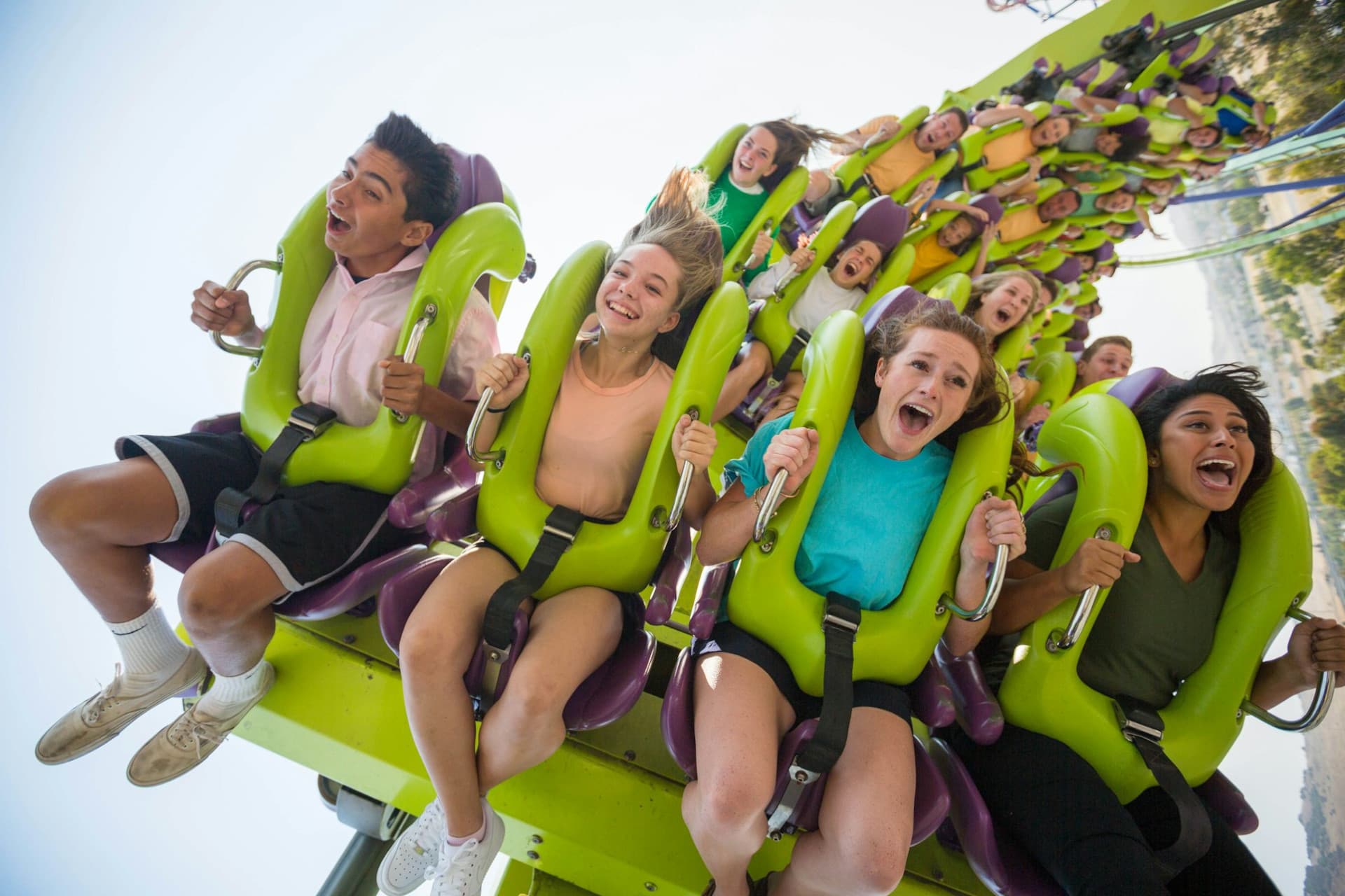 Six Flags Discovery Kingdom Ticket - მთავარი სურათი