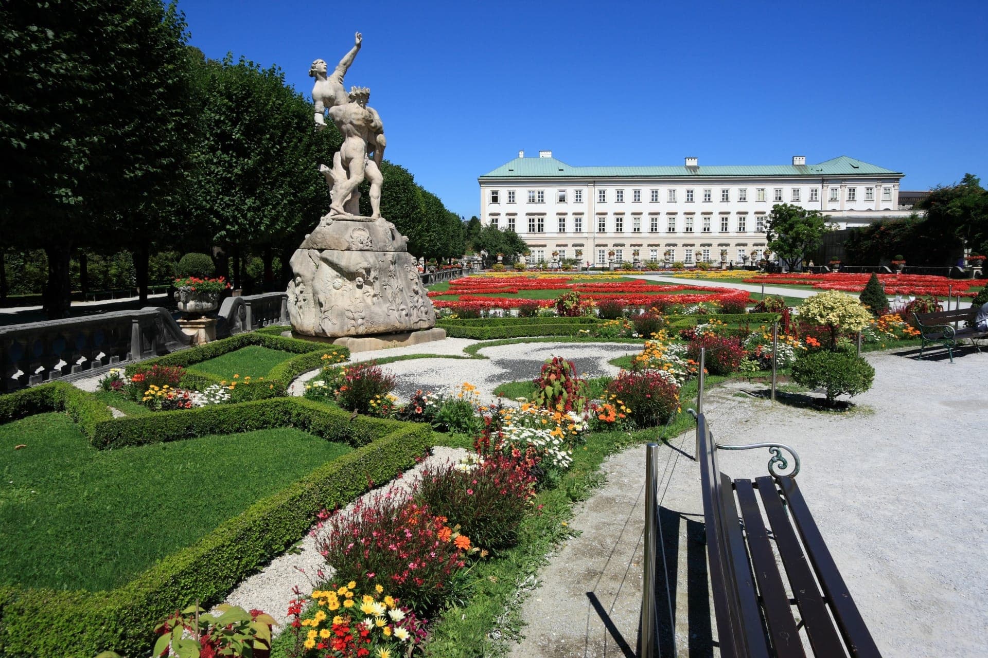 Salzburg Old Town, Mozart, and Mirabell Gardens Walking Tour - სურათი 16