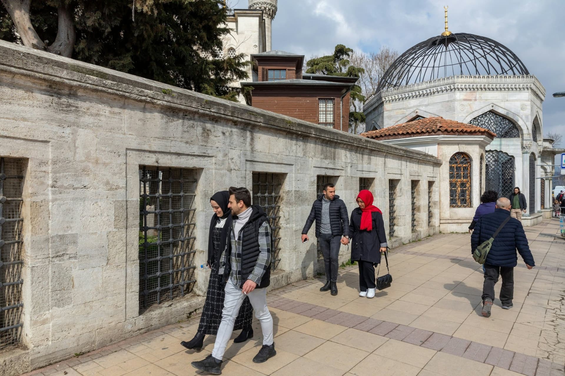 Istanbul Europe and Asia Half-Day Private Tour: Maiden's Tower and Mihrimah Sultan Mosque - სურათი 5