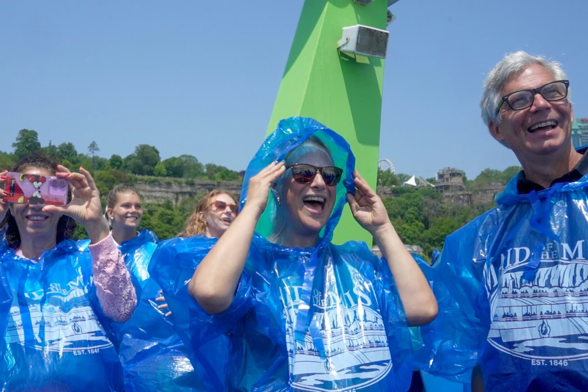 Niagara Falls US: Maid of the Mist Cruise + Cave of the Winds + Small Group Tour - სურათი 3