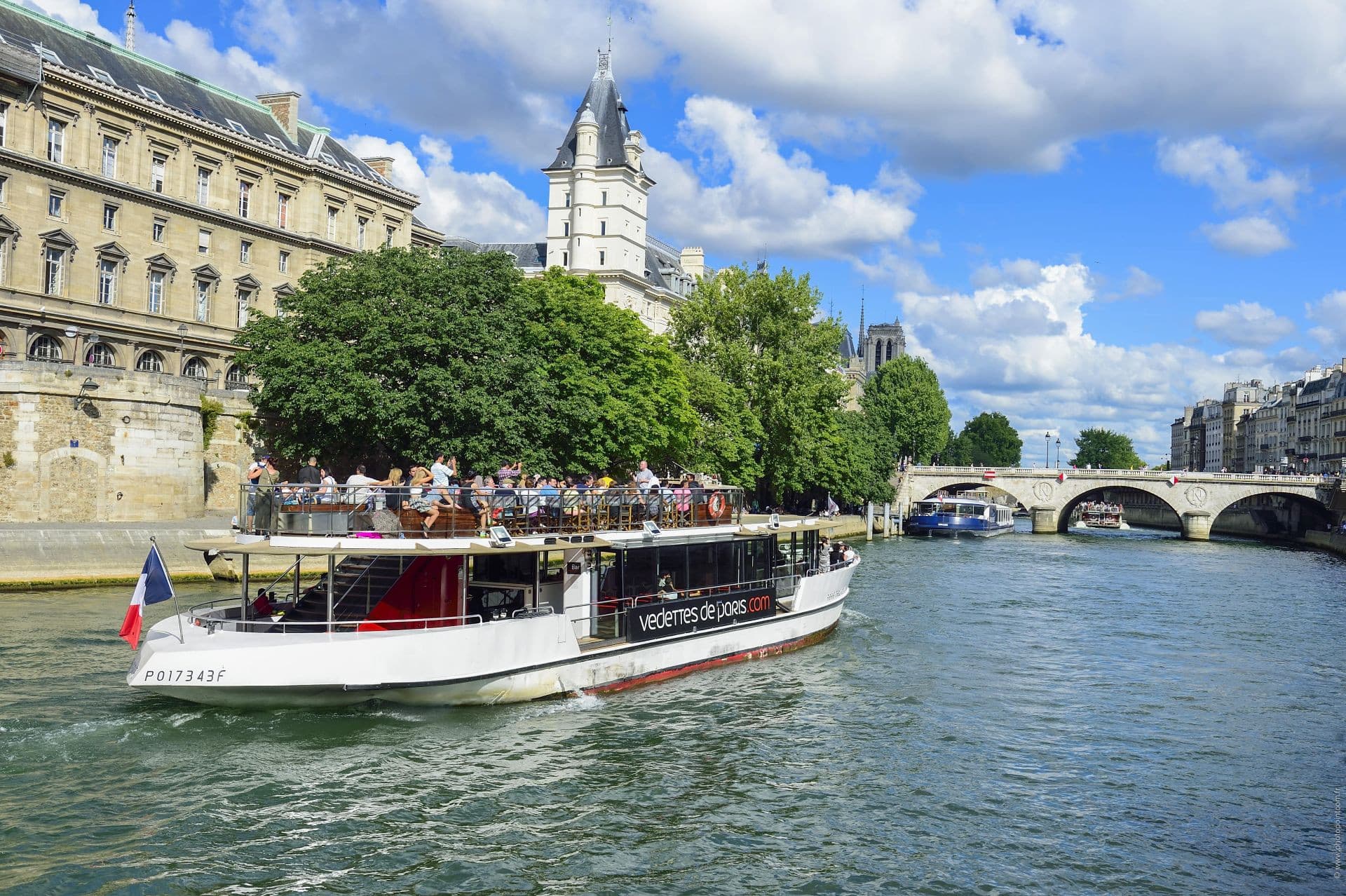 Seine River Cruise by Vedettes De Paris - სურათი 6
