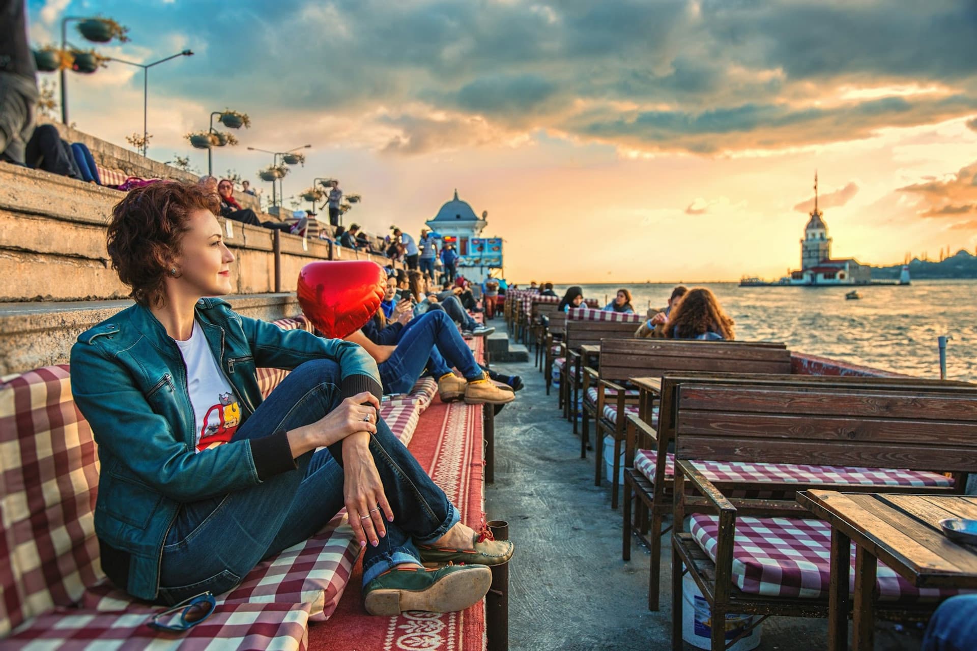 Istanbul Europe and Asia Half-Day Private Tour: Maiden's Tower and Mihrimah Sultan Mosque - მთავარი სურათი
