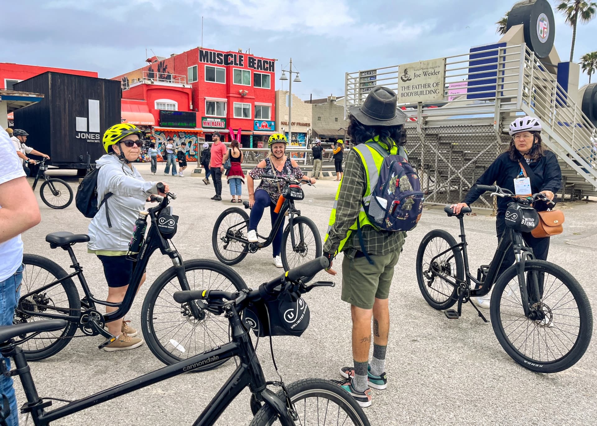Los Angeles Guided Bike Tour of Santa Monica and Venice Beach - სურათი 2