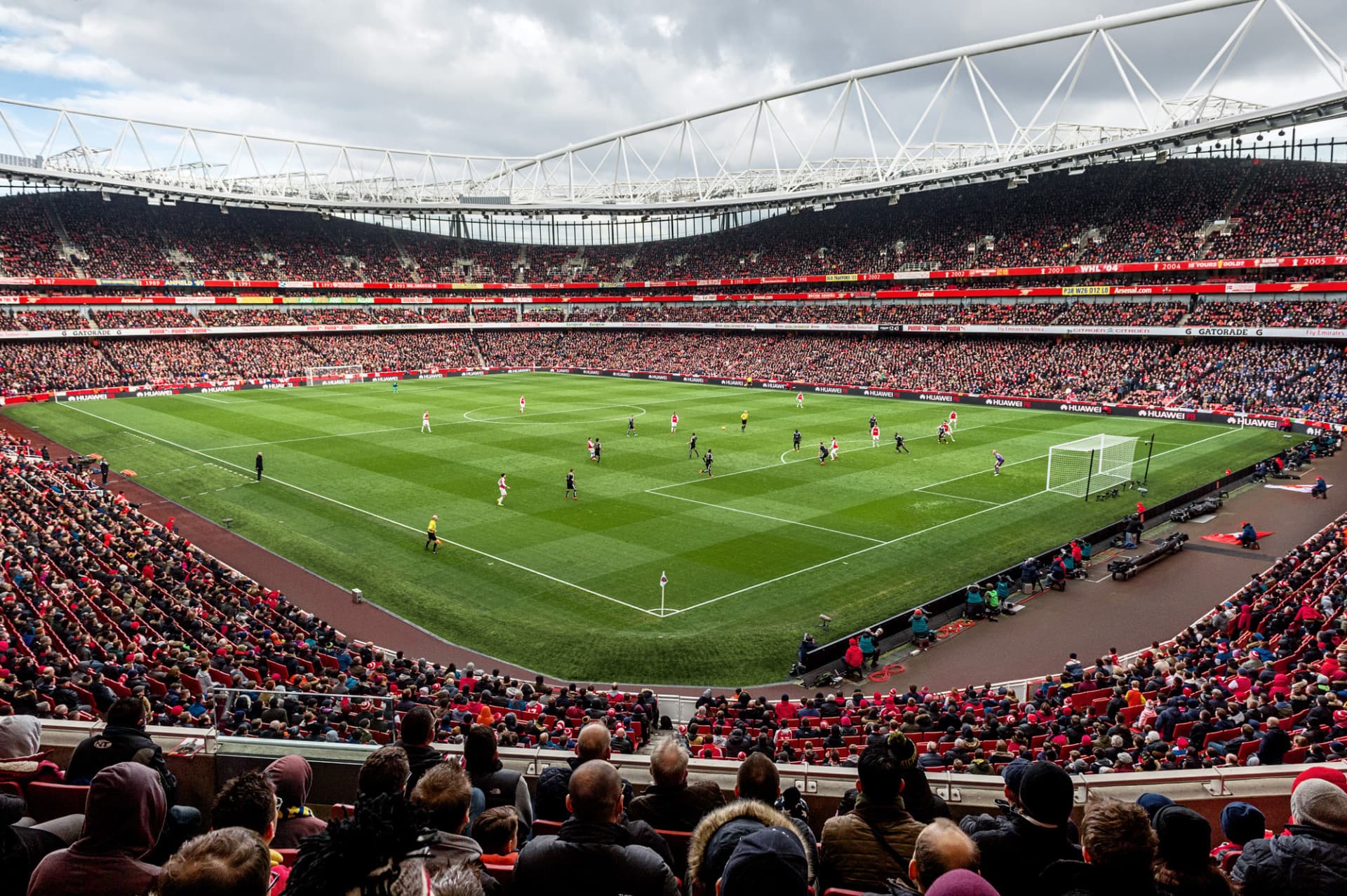 Premier League Football - Arsenal FC Match Ticket at Emirates Stadium - სურათი 4