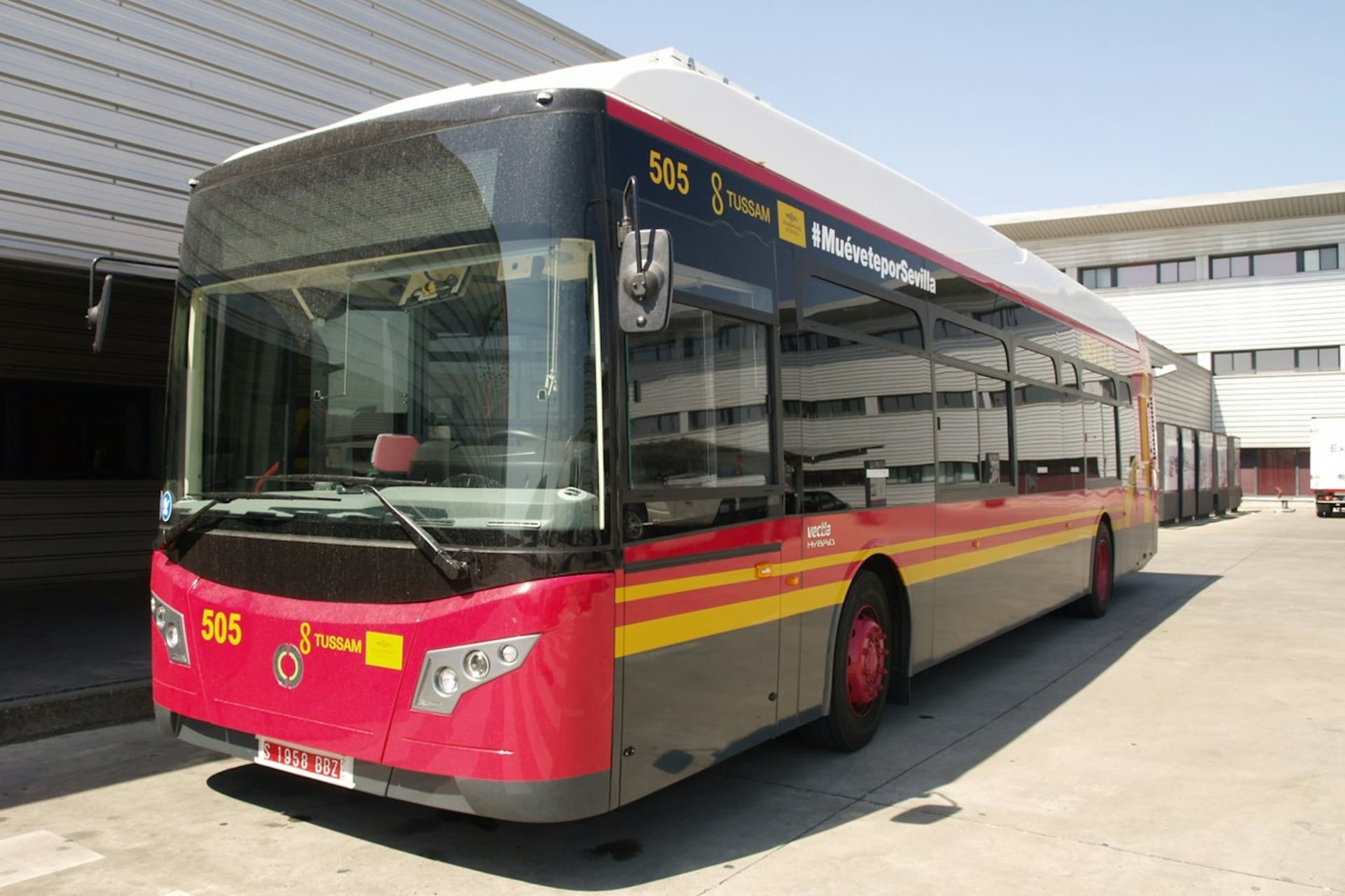 Seville: Airport Transfer Ticket to City Center - სურათი 3