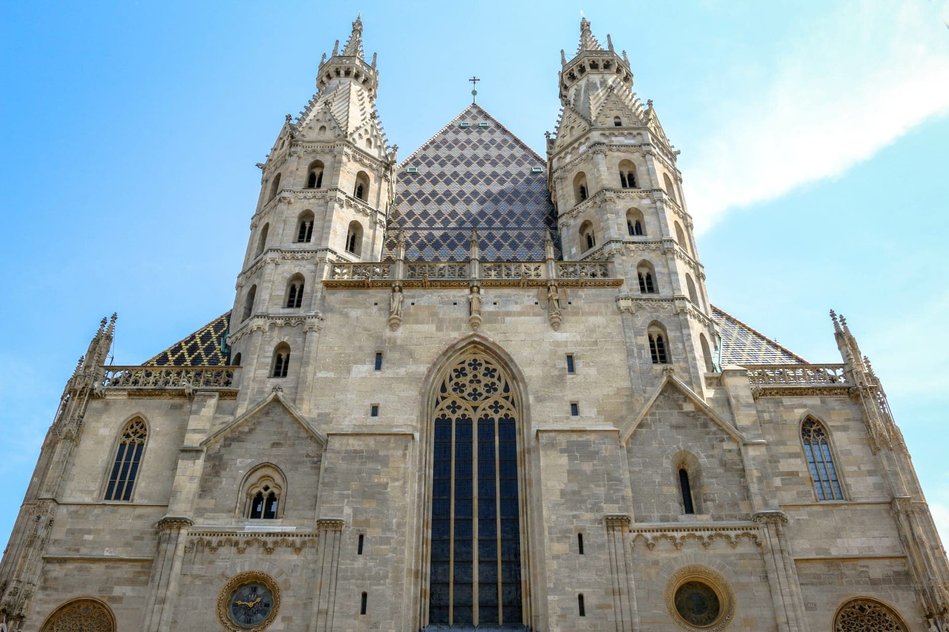 Vienna Old Town, Hofburg Palace Courtyard, and St. Stephen's Cathedral Walking Tour - სურათი 8