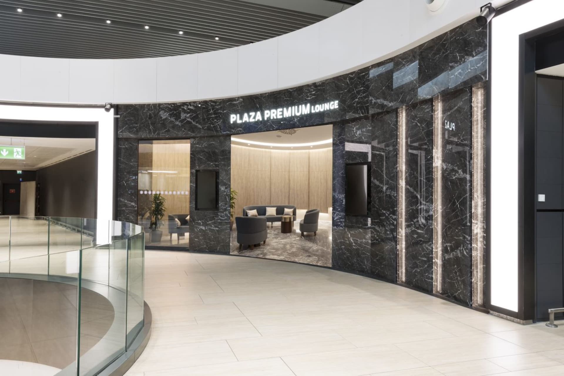 Plaza Premium Lounge - Leonardo da Vinci-Fiumicino Airport Terminal 3 - სურათი 12