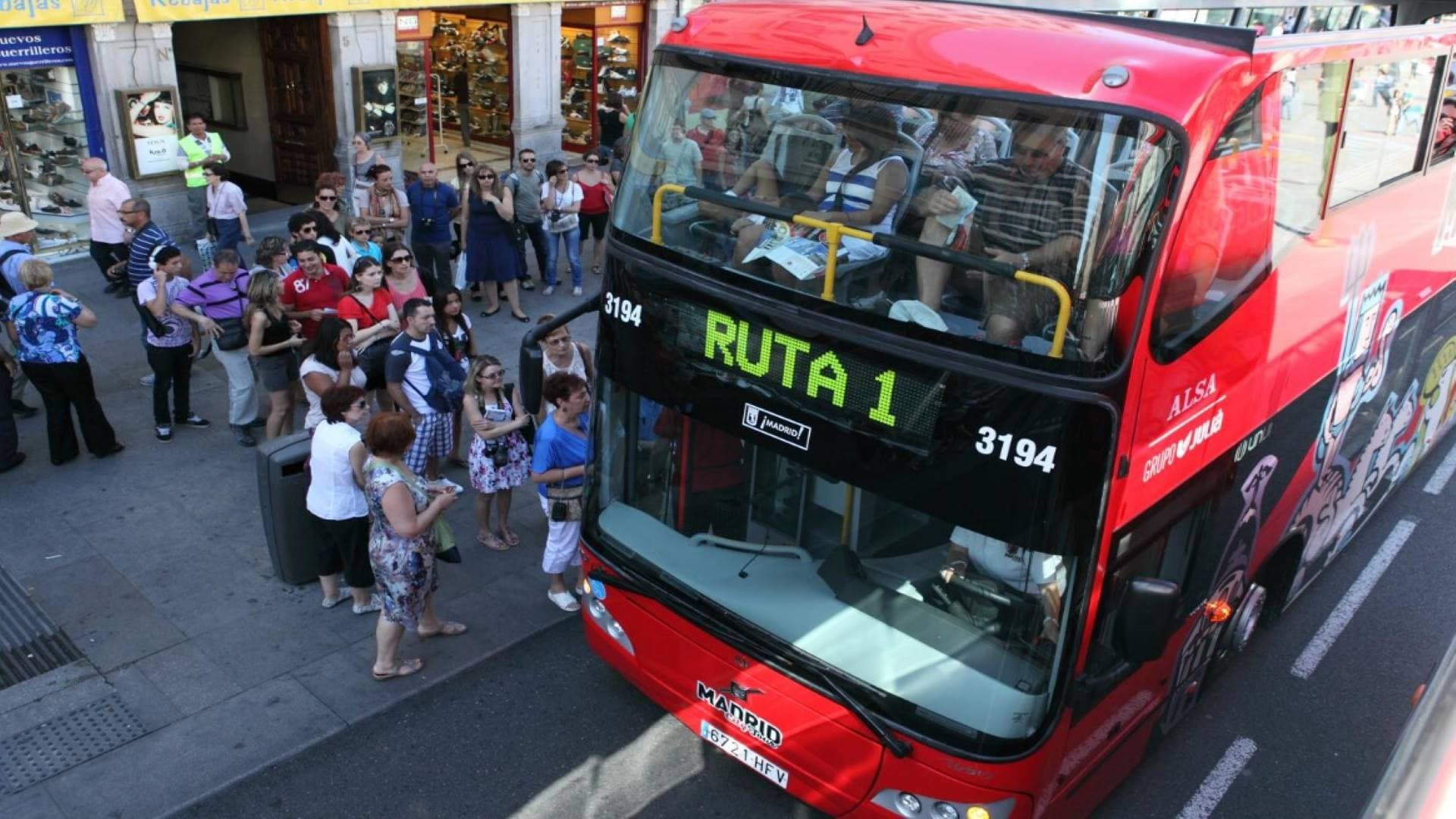 Madrid City Tour - Hop on Hop off Bus Tour - სურათი 4
