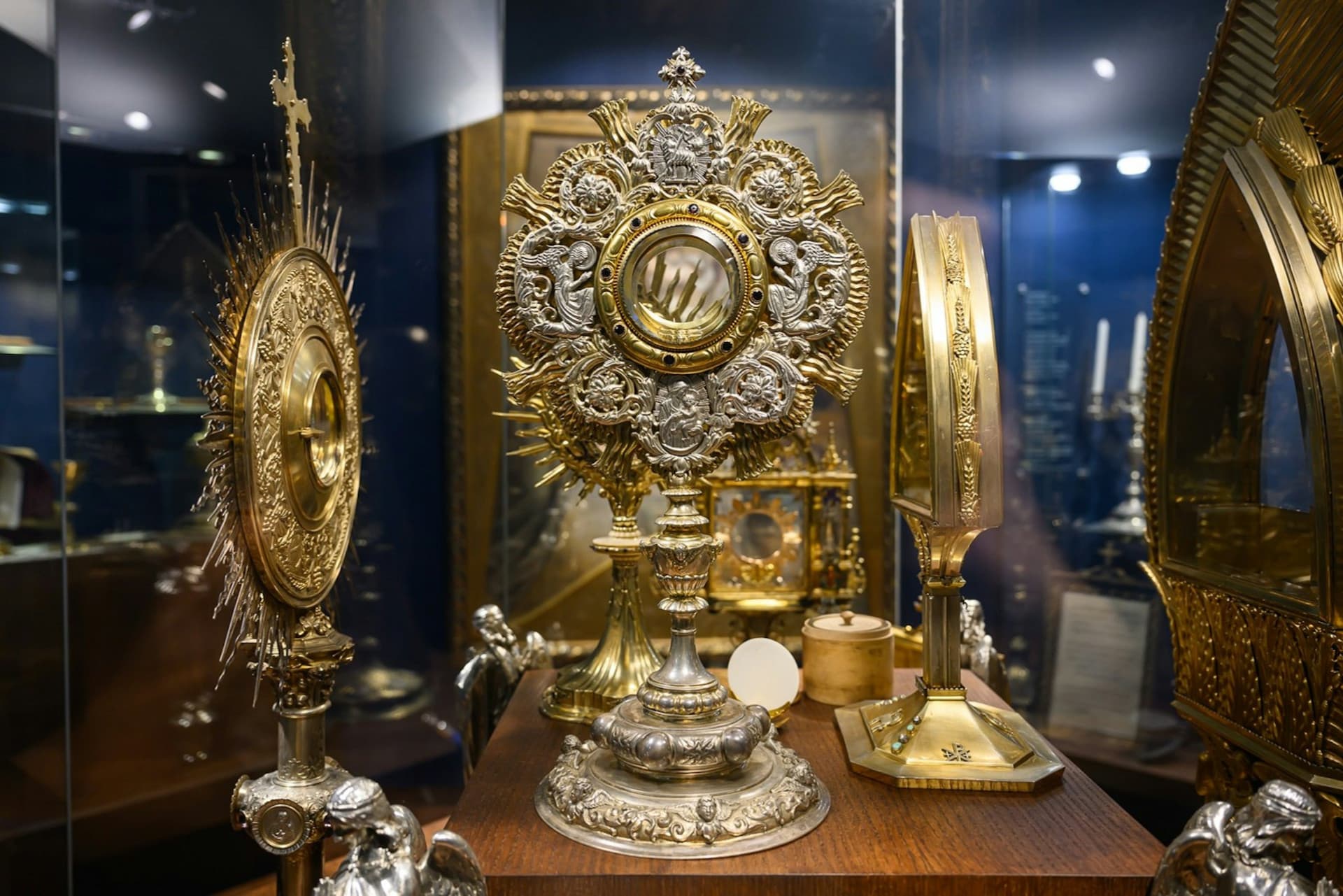 St. Stephen's Basilica: Skip The Line Ticket - სურათი 10