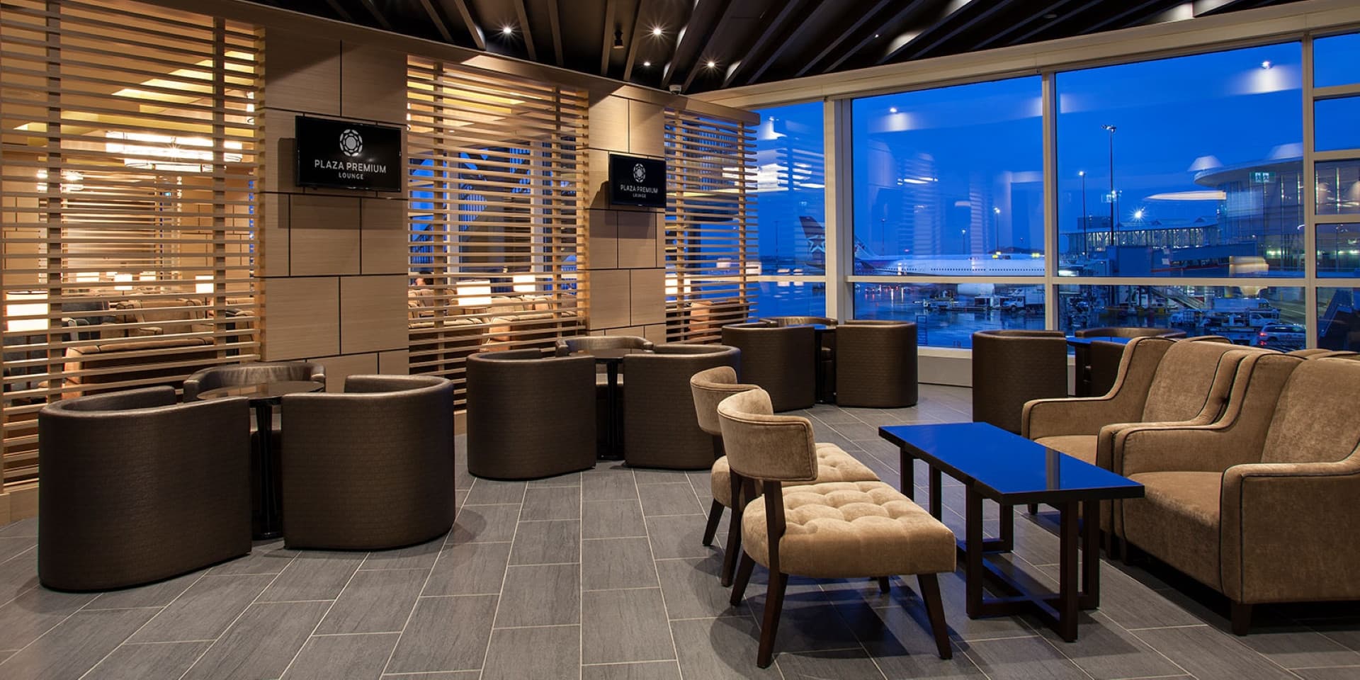 Plaza Premium Lounge - Vancouver International Airport - სურათი 3