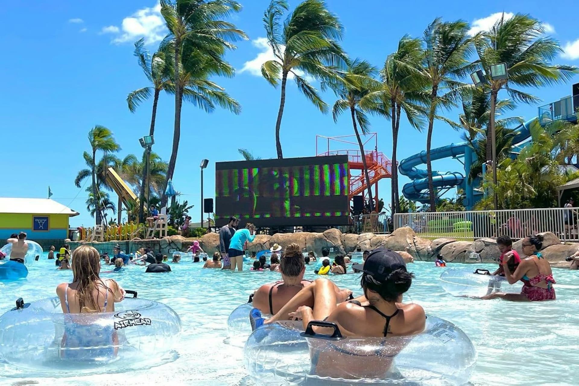 Hawaii: Wet 'n' Wild Ticket + Transportation from Waikiki - სურათი 7