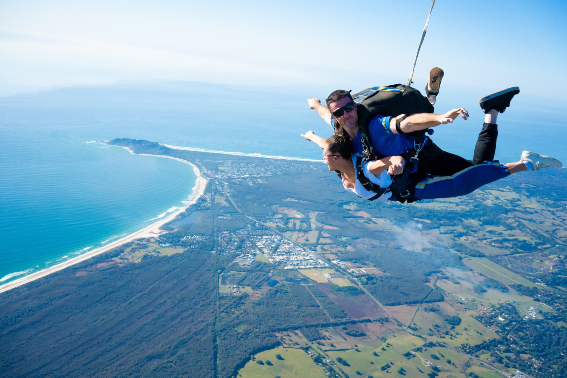 Tandem Skydiving Experience Byron Bay - სურათი 2