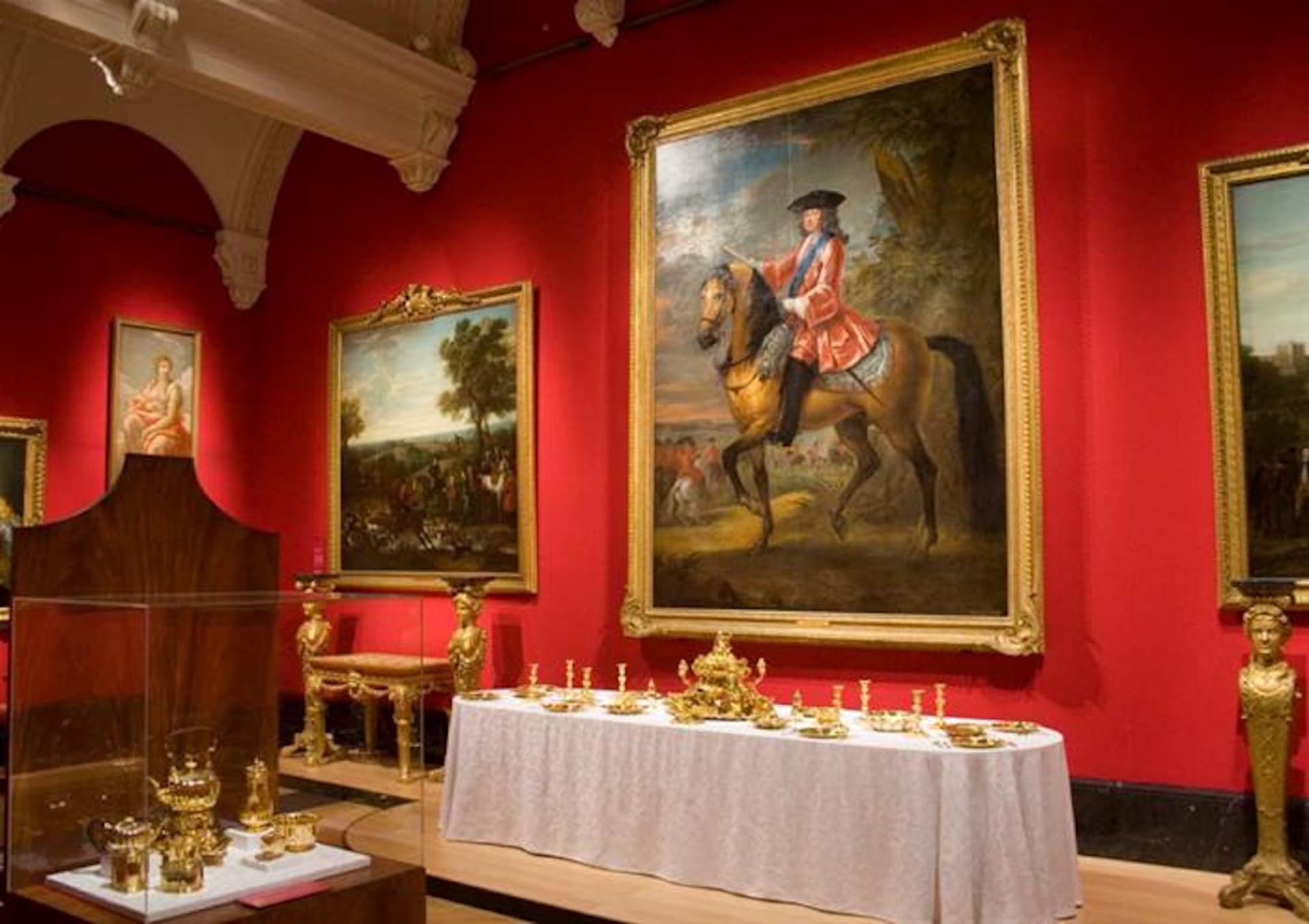 The King’s Gallery at Buckingham Palace - სურათი 3
