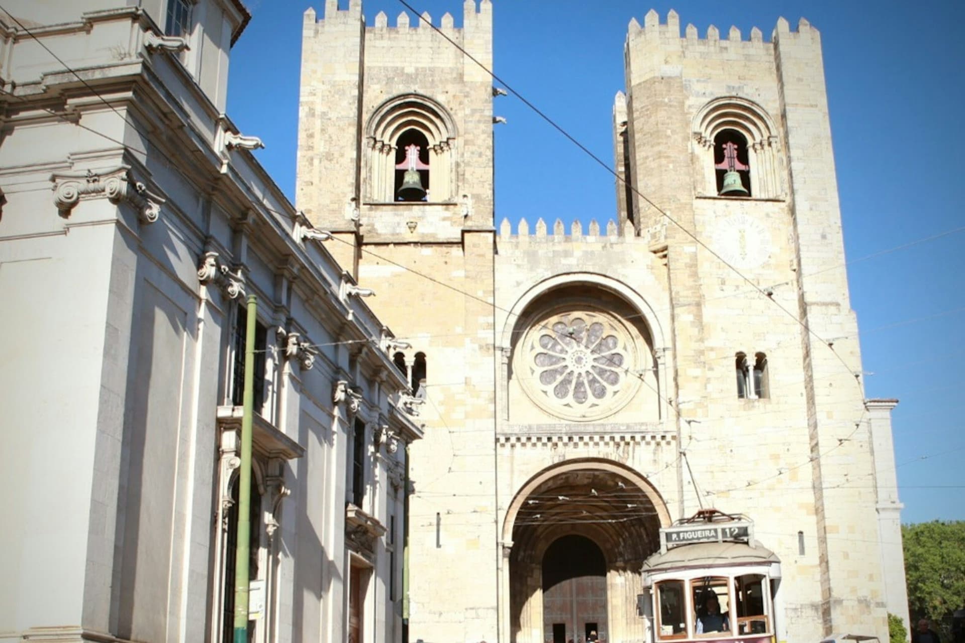 Lisbon Cathedral Ticket - მთავარი სურათი