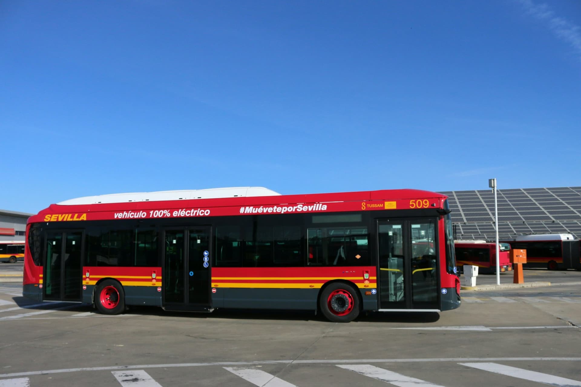 Seville: Airport Transfer Ticket to City Center - სურათი 9