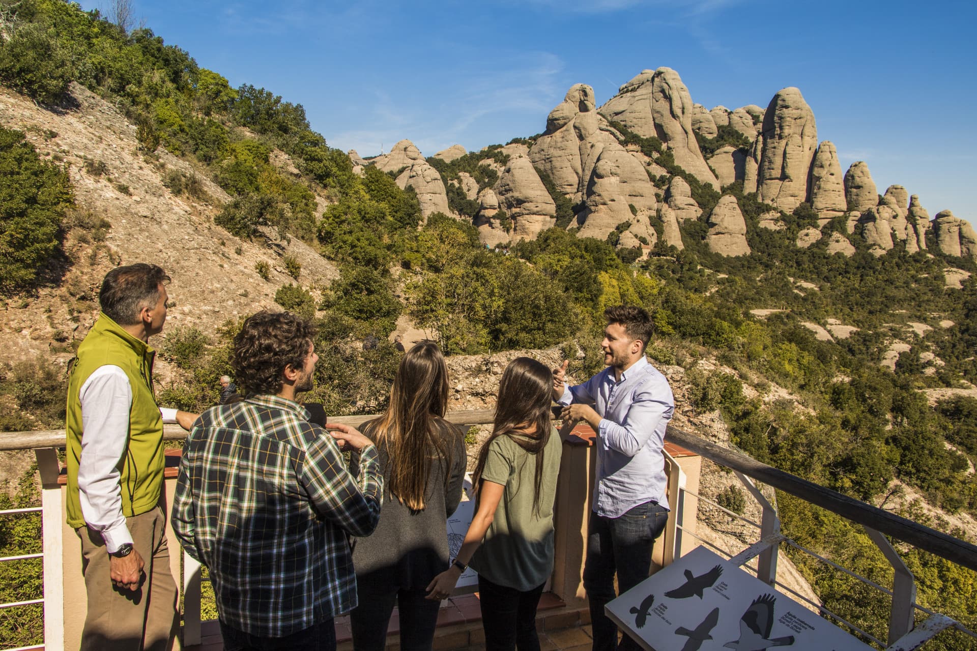 Montserrat, Girona, and Costa Brava Tour from Barcelona - სურათი 5